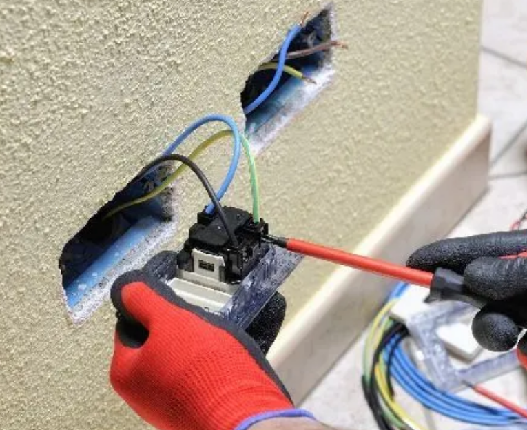 instalaciones eléctricas en colegios